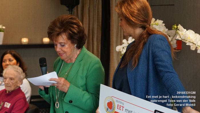 DSC02617- Eet met je hart - bekendmaking opbrengst 3e restaurantactie door Toos van der Valk - 31maart2016 - foto GerardMontE web DSC02617- Eet met je hart - bekendmaking opbrengst 3e restaurantactie door Toos van der Valk - 31maart2016 - foto GerardMontE web