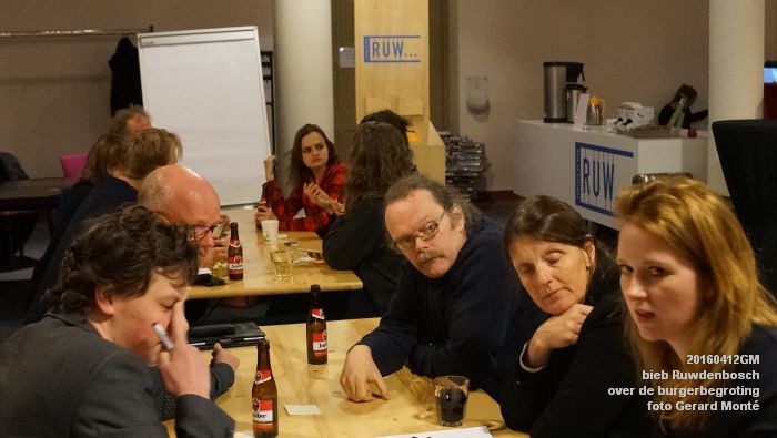 eDSC00832- bieb Ruw-avond over de burgerbegroting - kapel Groot Gasthuis - 12april2016 - foto GerardMontE web