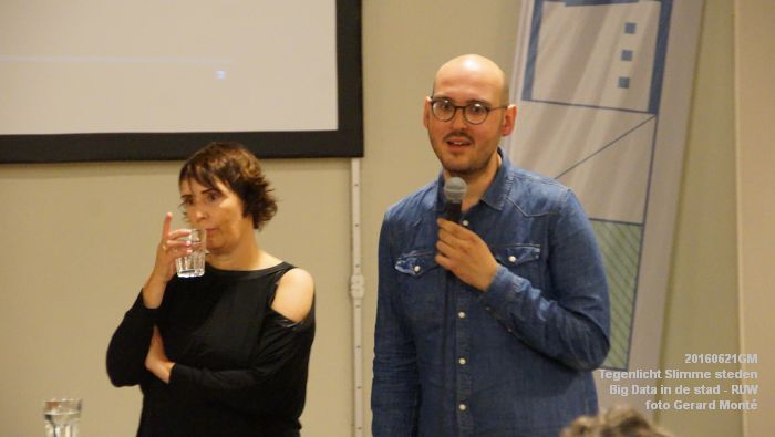 gDSC01400- RUW db Tegenlicht meet up_ Slimme steden - Big Data in de stad - 21juni2016 - foto GerardMontE web gDSC01400- RUW db Tegenlicht meet up_ Slimme steden - Big Data in de stad - 21juni2016 - foto GerardMontE web