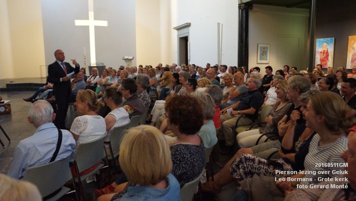 DSC08137- Eerste Pierson-lezing door Leo Bormans - Geluk kun je leren - Grote kerk - 11mei2016 - foto GerardMontE web