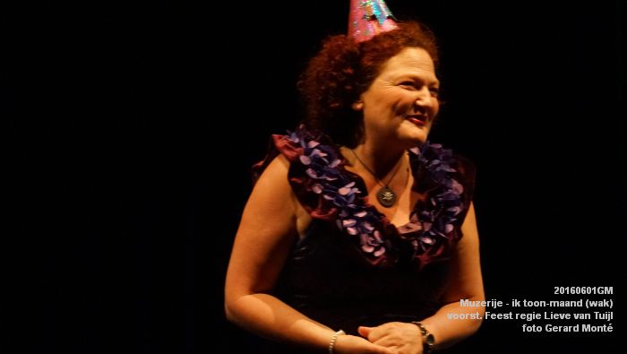eDSC01816- Muzerije - ik toon-maand - voorstelling Feest door de theatercursisten van Lieve van Tuijl - 1juni2016 - foto GerardMontE web