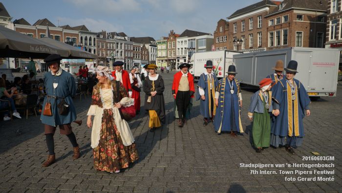 DSC02103- Stadspijpers van s-Hertogenbosch - 7th International Town Pipers Festival - 3-4-5juni2016 - foto GerardMontE web