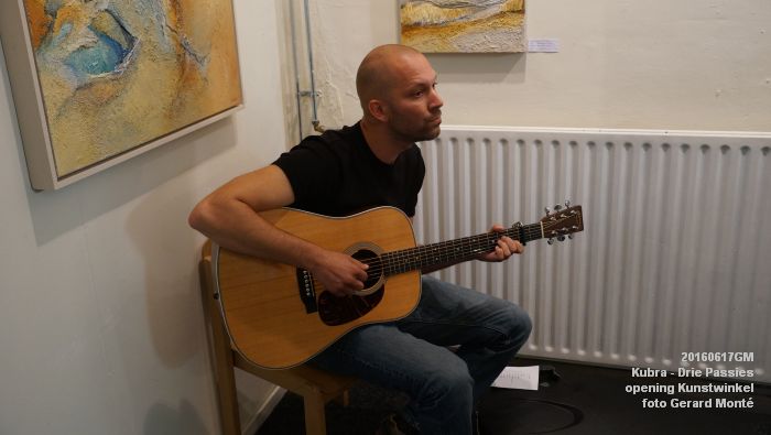 DSC00762- galerie Kubra - Drie Passies - opening Kunstwinkel - 17juni2016 - foto GerardMontE web DSC00762- galerie Kubra - Drie Passies - opening Kunstwinkel - 17juni2016 - foto GerardMontE web