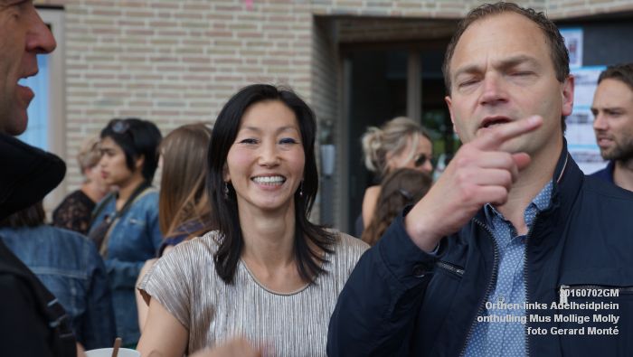 DSC03812- Orthen-links Villa Orthen Adelheidplein - onthulling kunstwerk Mus Mollige Molly - 2juli2016 - foto GerardMontE web