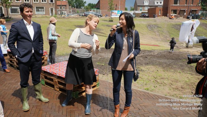 DSC03843- Orthen-links Villa Orthen Adelheidplein - onthulling kunstwerk Mus Mollige Molly - 2juli2016 - foto GerardMontE web