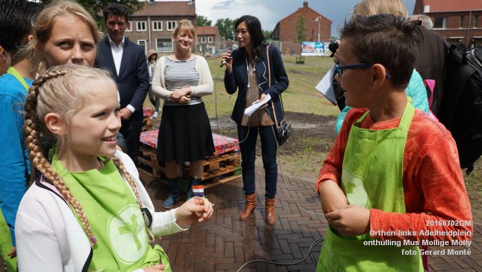 DSC03846- Orthen-links Villa Orthen Adelheidplein - onthulling kunstwerk Mus Mollige Molly - 2juli2016 - foto GerardMontE web