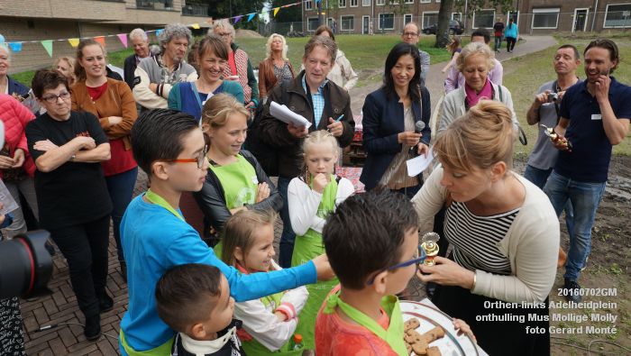 DSC03899- Orthen-links Villa Orthen Adelheidplein - onthulling kunstwerk Mus Mollige Molly - 2juli2016 - foto GerardMontE web