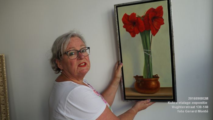 eDSC02106- stichting Kubra etalage-expositie vughterstraat 130-140 - 8september2016 - foto GerardMontE web eDSC02106- stichting Kubra etalage-expositie vughterstraat 130-140 - 8september2016 - foto GerardMontE web