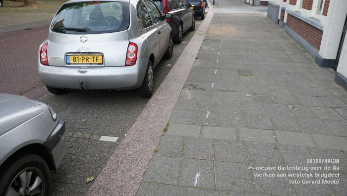 gDSC04387- werken aan een nieuwe Bartenbrug deel 2 - werk aan westelijk brugdeel - 6juli2016 - foto GerardMontE web gDSC04387- werken aan een nieuwe Bartenbrug deel 2 - werk aan westelijk brugdeel - 6juli2016 - foto GerardMontE web