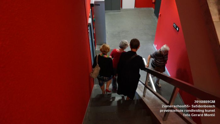 eDSC00327- Zomerschool55+ SaSdenbosch - provinciehuis rondleiding kunst en atoomkelder - 9aug2016 -  foto GerardMontE web