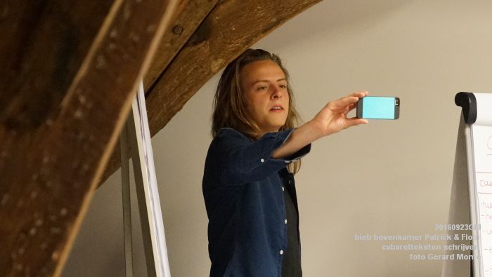 DSC05263- bieb bovenkamer workshop cabaretteksten schrijven Patrick en Floor - 23september2016 -  foto GerardMontE web
