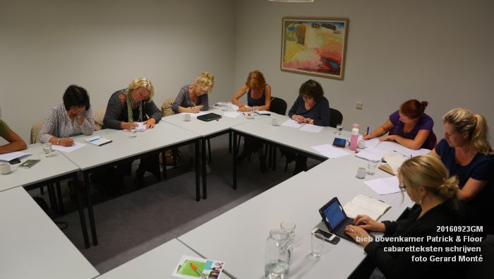 DSC05265- bieb bovenkamer workshop cabaretteksten schrijven Patrick en Floor - 23september2016 -  foto GerardMontE web