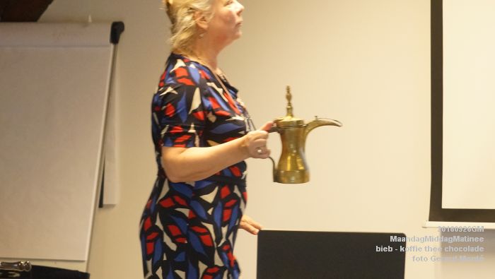 DSC05973- bieb bovenkamer MaandagMiddagMatinee - Koffie thee chocolade - 26september2016 -  foto GerardMontE web