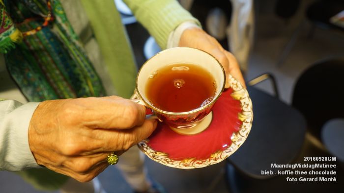 DSC06015- bieb bovenkamer MaandagMiddagMatinee - Koffie thee chocolade - 26september2016 -  foto GerardMontE web