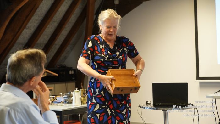 DSC06045- bieb bovenkamer MaandagMiddagMatinee - Koffie thee chocolade - 26september2016 -  foto GerardMontE web