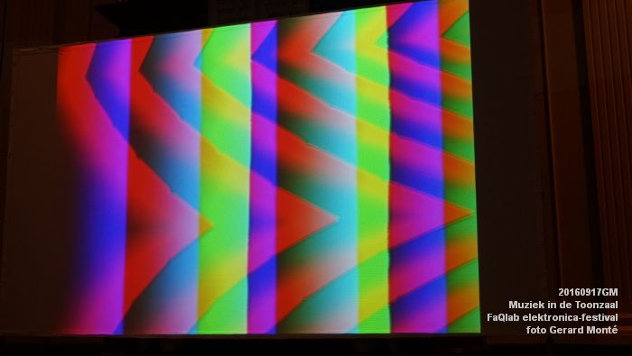 DSC04277- Muziek in de Toonzaal - FaQlab elektronica = 17september2016 -  foto GerardMontE web