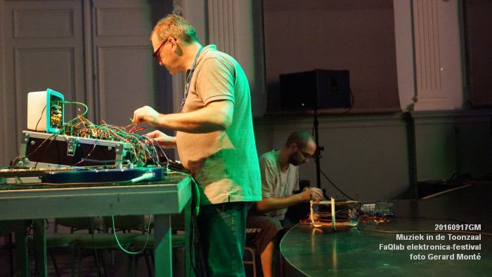 DSC04290- Muziek in de Toonzaal - FaQlab elektronica = 17september2016 -  foto GerardMontE web