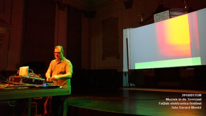 DSC04305- Muziek in de Toonzaal - FaQlab elektronica = 17september2016 -  foto GerardMontE web