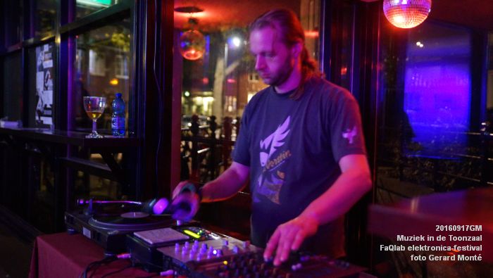 DSC04309- Muziek in de Toonzaal - FaQlab elektronica = 17september2016 -  foto GerardMontE web