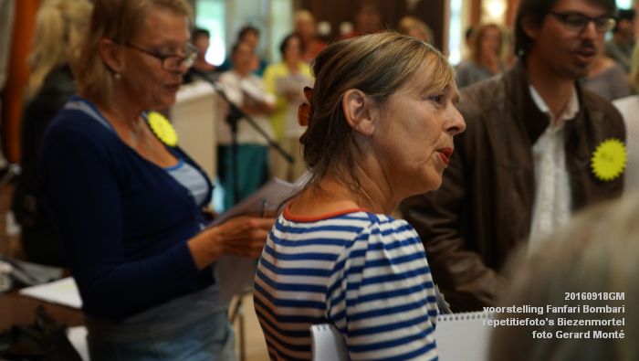 DSC04362- voorstelling Fanfari Bombari - repetitiefotos Biezenmortel- 18september2016 -  foto GerardMontE web