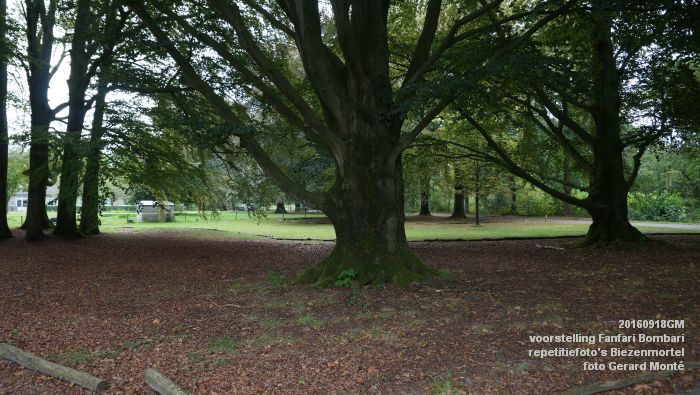 DSC04397- voorstelling Fanfari Bombari - repetitiefotos Biezenmortel- 18september2016 -  foto GerardMontE web