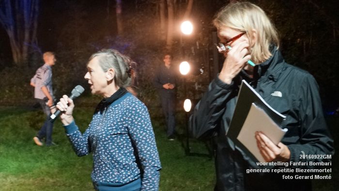 DSC04875-DSC05011- voorstelling Fanfari Bombari - generale repetitiefotos Biezenmortel- 22september2016 -  foto GerardMontE web