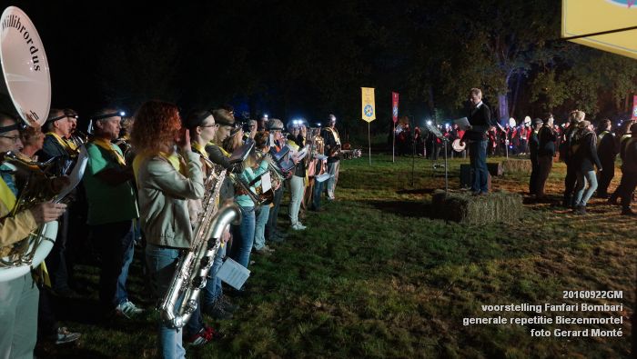 DSC04875-DSC05054- voorstelling Fanfari Bombari - generale repetitiefotos Biezenmortel- 22september2016 -  foto GerardMontE web