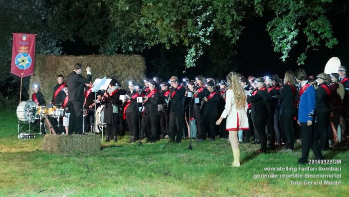 DSC04887- voorstelling Fanfari Bombari - generale repetitiefotos Biezenmortel- 22september2016 -  foto GerardMontE web