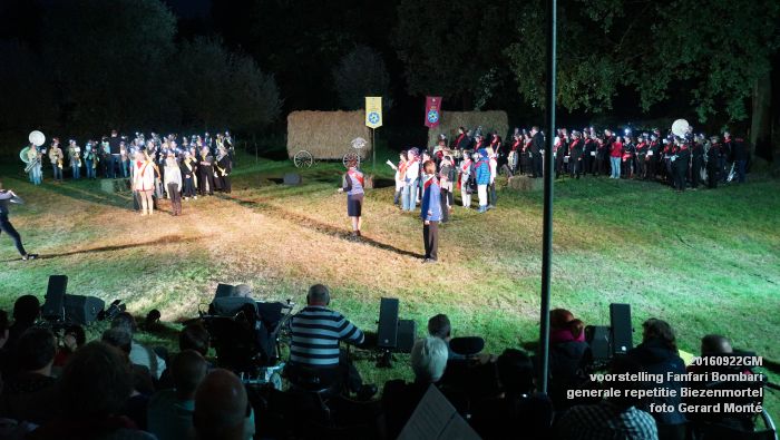 DSC04895- voorstelling Fanfari Bombari - generale repetitiefotos Biezenmortel- 22september2016 -  foto GerardMontE web