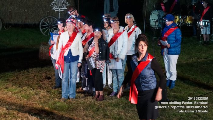 DSC04906- voorstelling Fanfari Bombari - generale repetitiefotos Biezenmortel- 22september2016 -  foto GerardMontE web