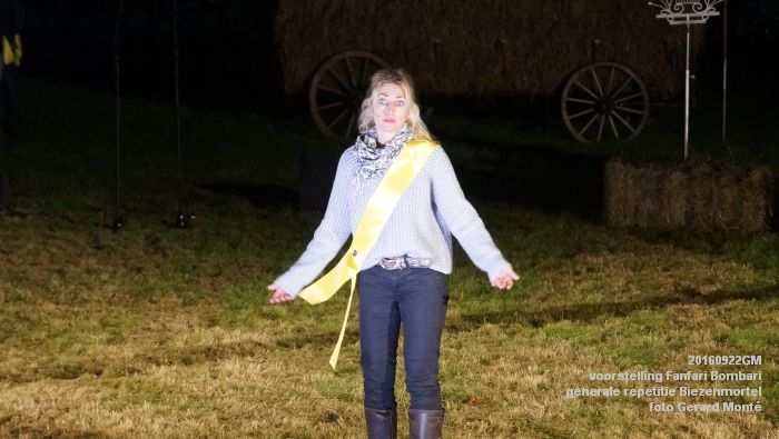 DSC04925- voorstelling Fanfari Bombari - generale repetitiefotos Biezenmortel- 22september2016 -  foto GerardMontE web