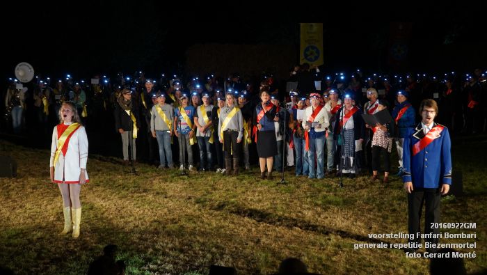 DSC04961- voorstelling Fanfari Bombari - generale repetitiefotos Biezenmortel- 22september2016 -  foto GerardMontE web