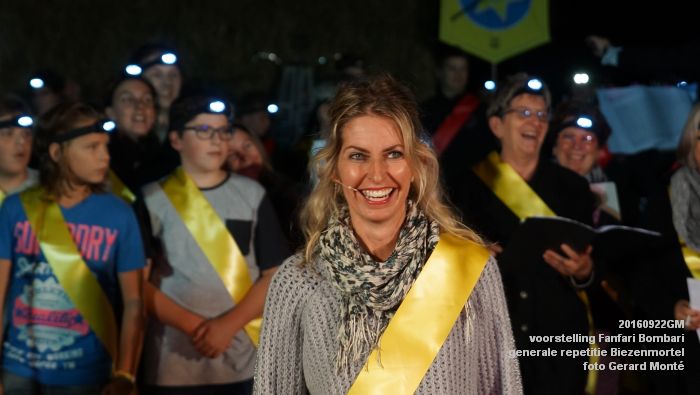 DSC05004- voorstelling Fanfari Bombari - generale repetitiefotos Biezenmortel- 22september2016 -  foto GerardMontE web