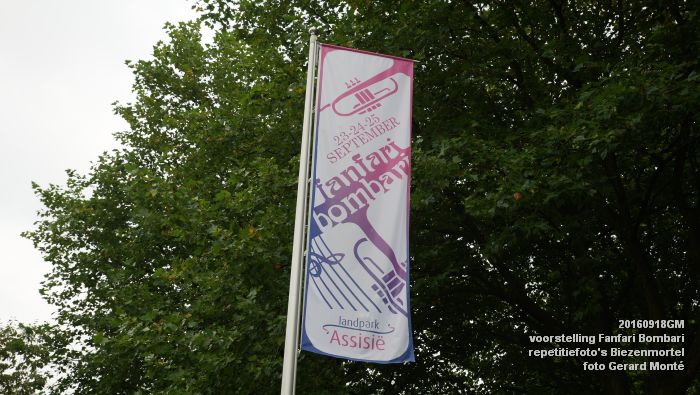 aDSC04398- voorstelling Fanfari Bombari - repetitiefotos Biezenmortel- 18september2016 -  foto GerardMontE web