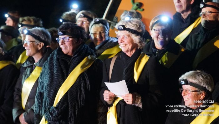 DSC00674- voorstelling Fanfari Bombari - gen repetitiefotos - De Burcht Heusden - 20oktober2016 - foto GerardMontE web DSC00674- voorstelling Fanfari Bombari - gen repetitiefotos - De Burcht Heusden - 20oktober2016 - foto GerardMontE web