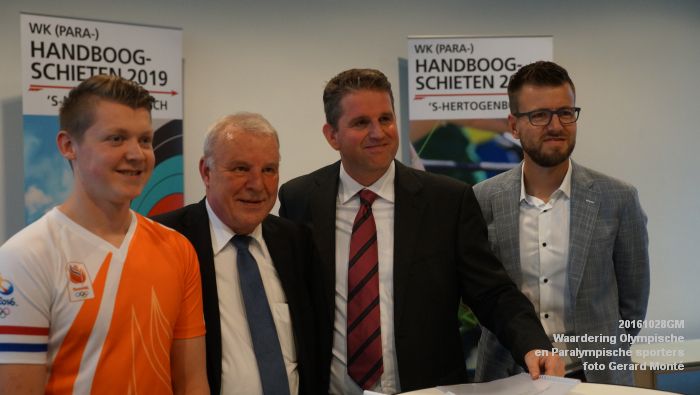 DSC02409- Waardering stadsbestuur Olympische en Paralympische sporters.- 28oktober2016 - foto GerardMontE web DSC02409- Waardering stadsbestuur Olympische en Paralympische sporters.- 28oktober2016 - foto GerardMontE web