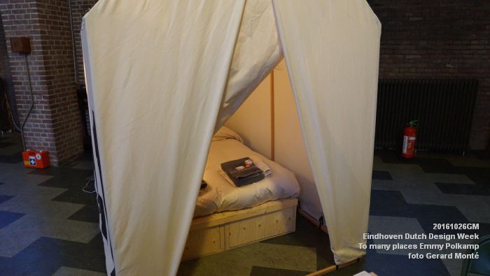 DSC01661- Eindhoven Dutch Design Week DDW - To many places Emmy Polkamp.- 26oktober2016 - foto GerardMontE web