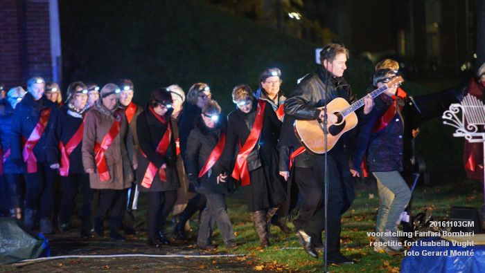 DSC03032- voorstelling Fanfari Bombari - gen repetitiefotos fort Isabella Vught - 3november2016 - foto GerardMontE web DSC03032- voorstelling Fanfari Bombari - gen repetitiefotos fort Isabella Vught - 3november2016 - foto GerardMontE web