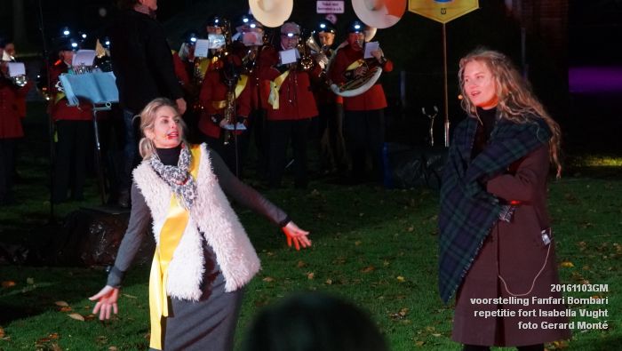 DSC03176- voorstelling Fanfari Bombari - gen repetitiefotos fort Isabella Vught - 3november2016 - foto GerardMontE web DSC03176- voorstelling Fanfari Bombari - gen repetitiefotos fort Isabella Vught - 3november2016 - foto GerardMontE web