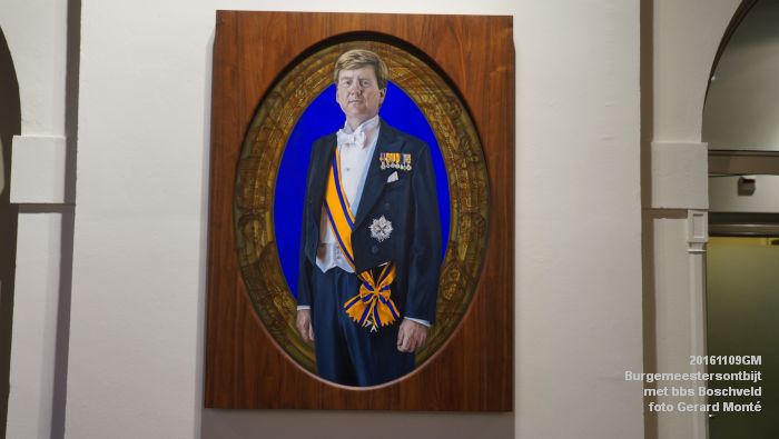 DSC03789-DSC03714- Het Nationaal Schoolontbijt - Burgemeestersontbijt met bbs Boschveld - 9november2016 - foto Gerard MontE web