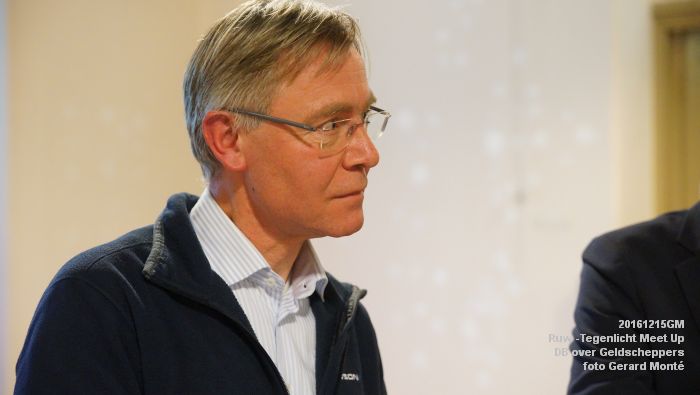 DSC02817- Ruw -Tegenlicht Meet Up Den Bosch over Geldscheppers - 15december2016 - foto GerardMontE web