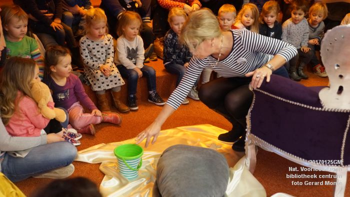 DSC08575- Nationale Voorleesdagen - bibliotheek centrum - 25januari2017 -  foto GerardMontE web