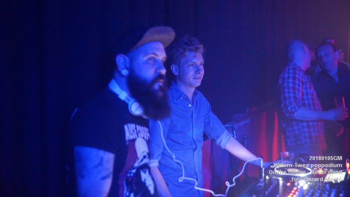 DSC01562- Willem-Twee poppodium - On the house - Never mind - 5jan2018 - foto GerardMontE web
