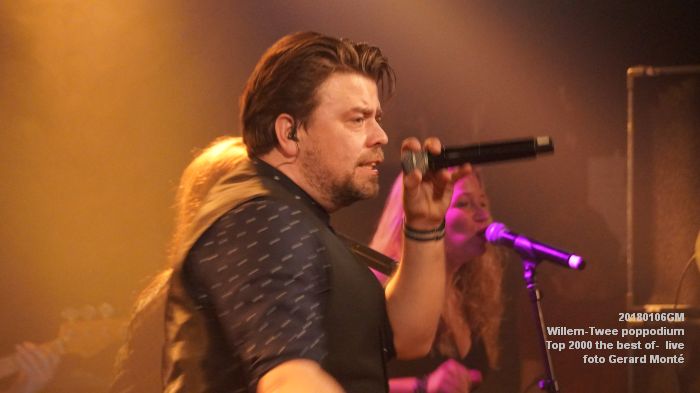 f037DSC09184- Willem-Twee poppodium - Top 2000 the best of live- 6jan2018 - foto GerardMontE web