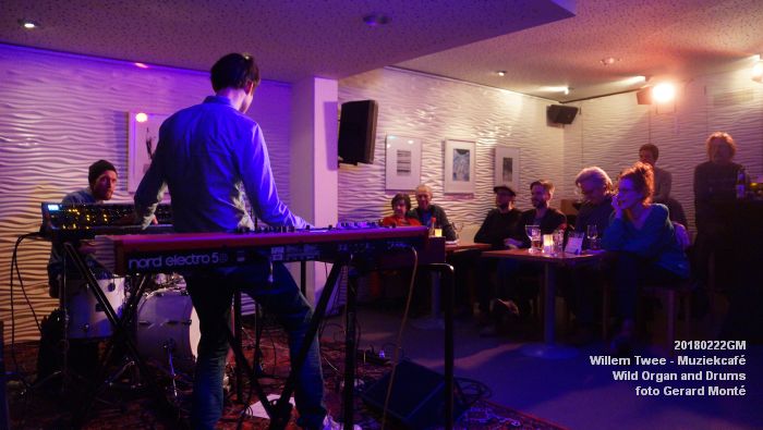 fDSC06076- Willem Twee - Muziekcafe op donderdag in de Concertzaal - Wild Organ and Drums - 22feb2018 - foto GerardMontE web