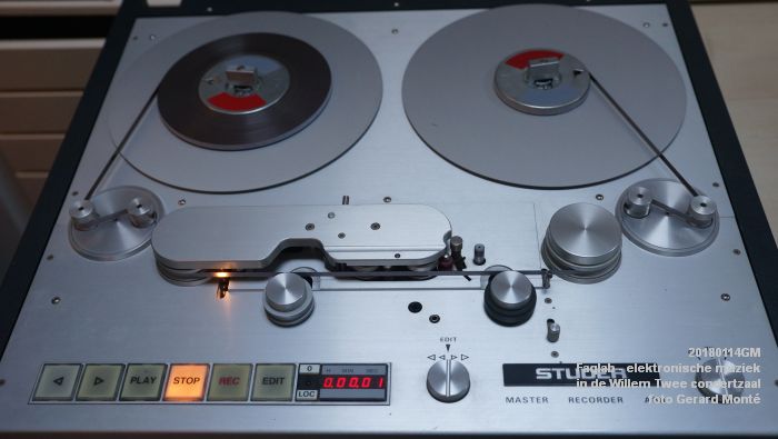 DSC02284- Faqlab - vernieuwde analoge studio-s - elektronische muziek -- 14jan2018 - foto GerardMontE web