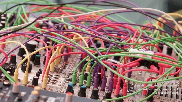 DSC02307- Faqlab - vernieuwde analoge studio-s - elektronische muziek -- 14jan2018 - foto GerardMontE web