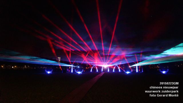 DSC01064- chinees nieuwjaar vuurweerk zuiderpark - 23febr2015 - foto GerardMontE dia