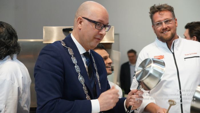 DSC05208- GzG-kapel - pop-up restaurant GAST officieel geopend door burgemeester Mikkers - 1mrt2018 - foto GerardMontE web