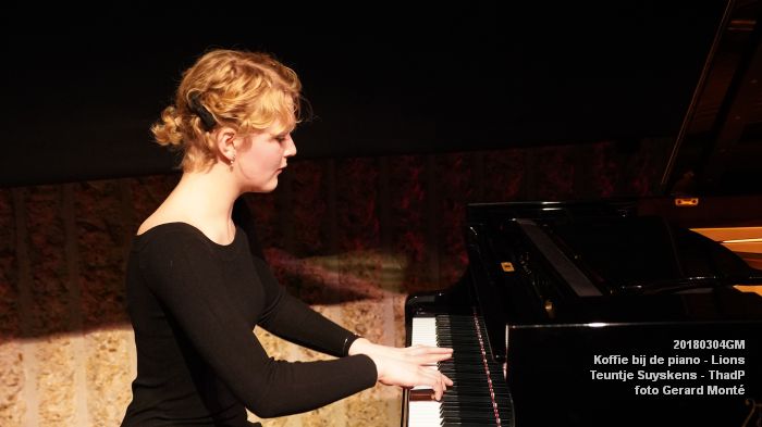 DSC03073- Koffie bij de piano - Teuntje Suyskens - Nikola Meeuwsen - ThadP - 4mrt2018 - foto GerardMontE web